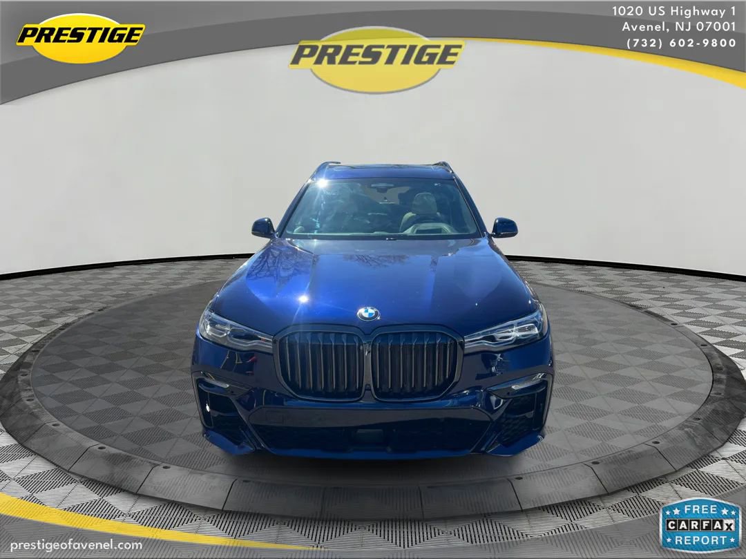 Used 2021 BMW X7 M50i AWD/4WD image 2