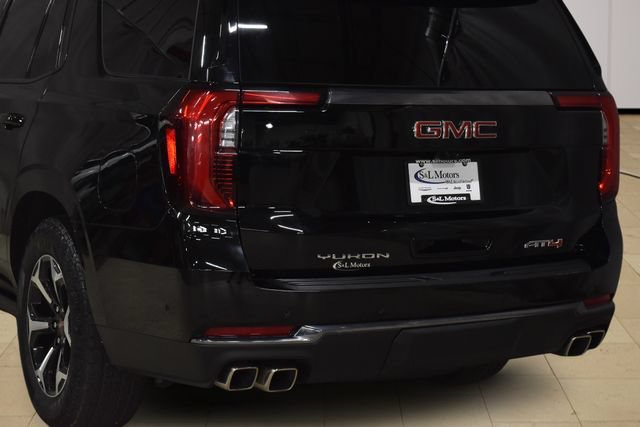 Used 2025 GMC Yukon AT4 w/ AT4 Premium Plus Package AWD/4WD image 45