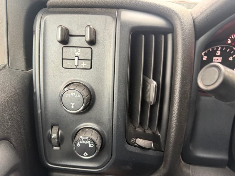 Used 2018 Chevrolet Silverado 2500 W/T w/ WT Fleet Convenience Package AWD/4WD image 4