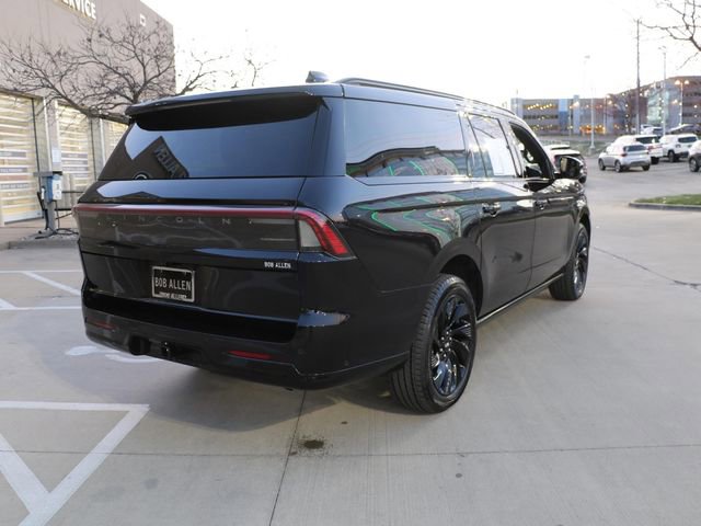 Used 2025 Lincoln Navigator L Reserve w/ Jet Appearance Package image 5