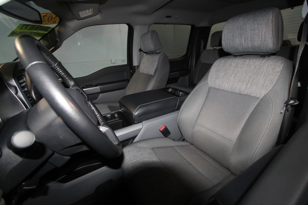 Used 2021 Ford F150 XLT w/ Equipment Group 302A High AWD/4WD image 4