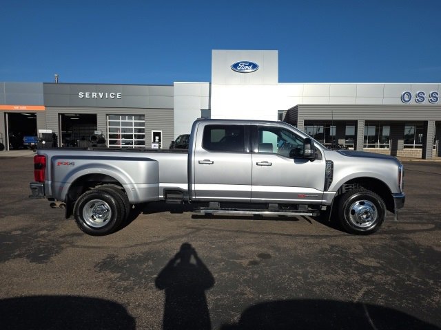 Used 2024 Ford F350 Lariat image 8