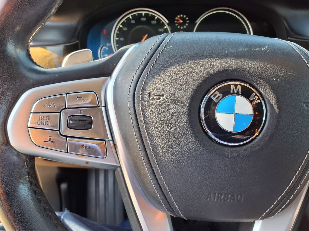 Used 2018 BMW 740i RWD image 24