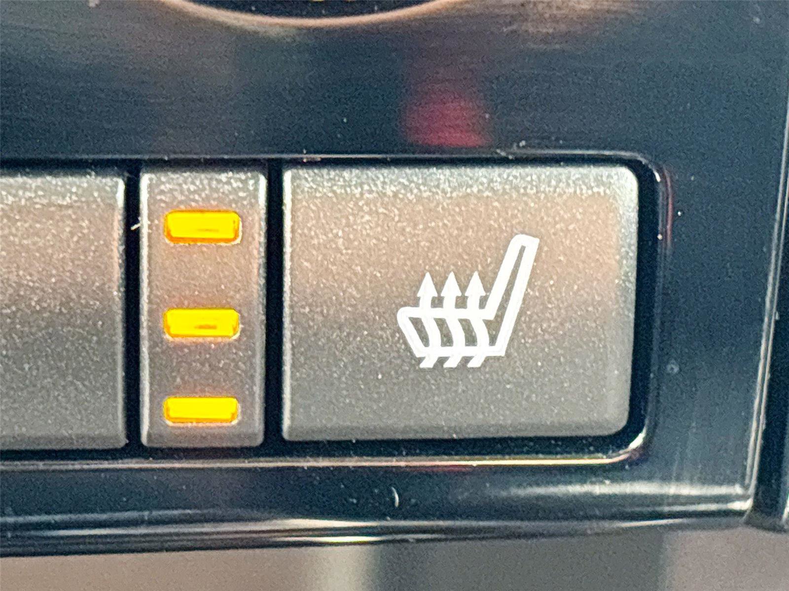 Used 2022 Subaru Ascent Limited image 20