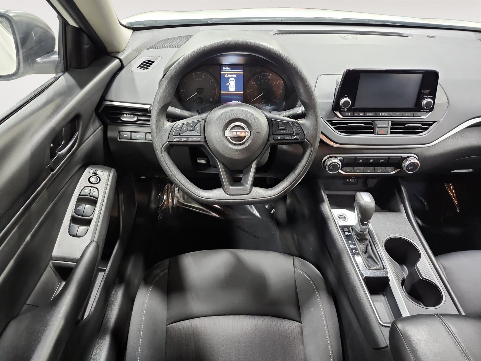 Used 2024 Nissan Altima 2.5 S FWD image 10