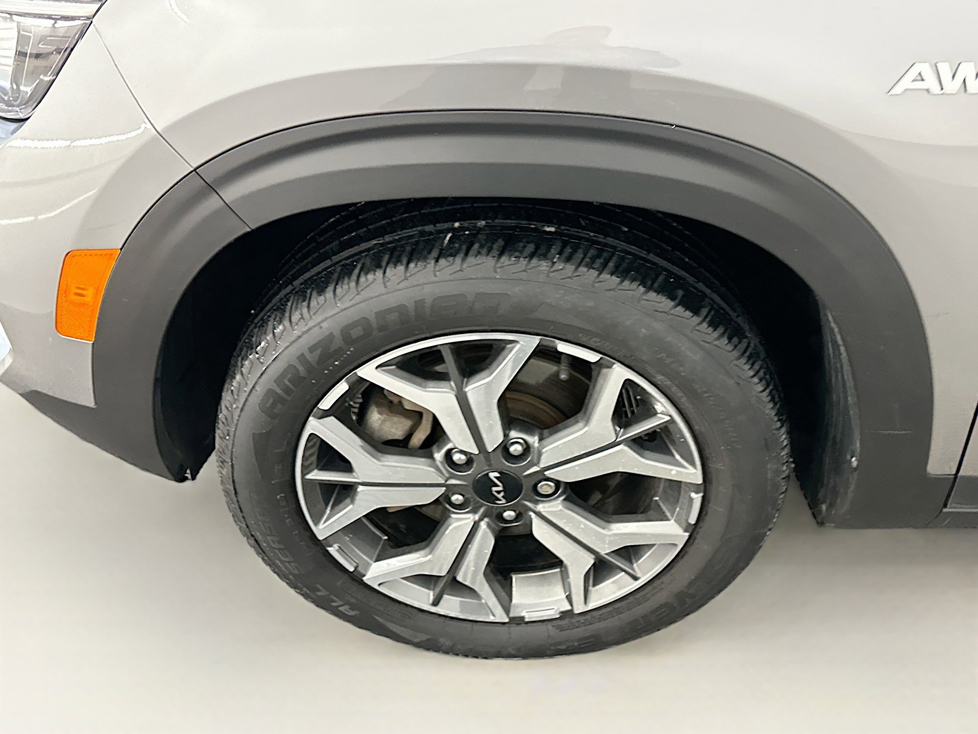 Used 2023 Kia Seltos EX image 11