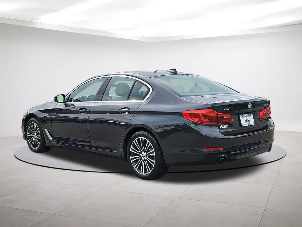 Used 2019 BMW 530i xDrive w/ Convenience Package AWD/4WD image 5