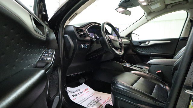 Used 2020 Ford Escape SEL image 9