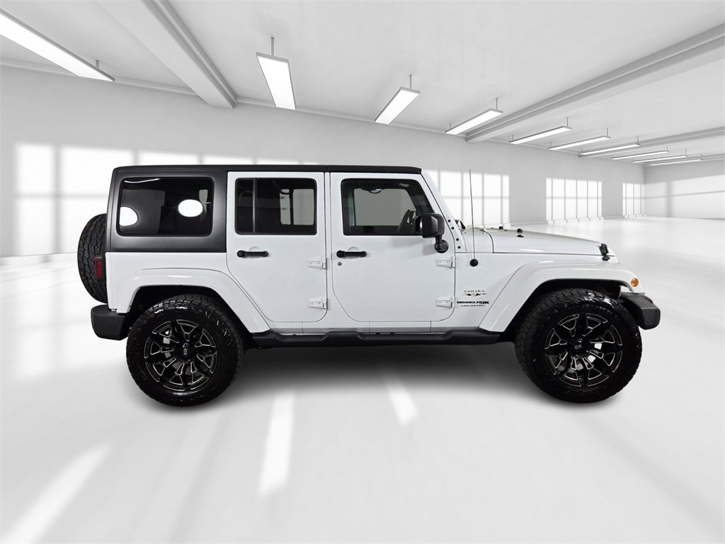 Used 2018 Jeep Wrangler Unlimited Sahara w/ Connectivity Group image 8