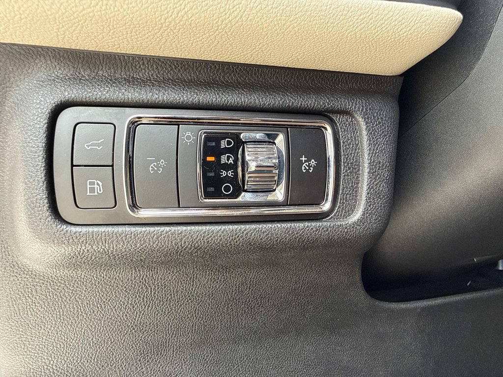 Certified 2025 Lincoln Corsair Grand Touring w/ Equipment Group 302A AWD/4WD image 31