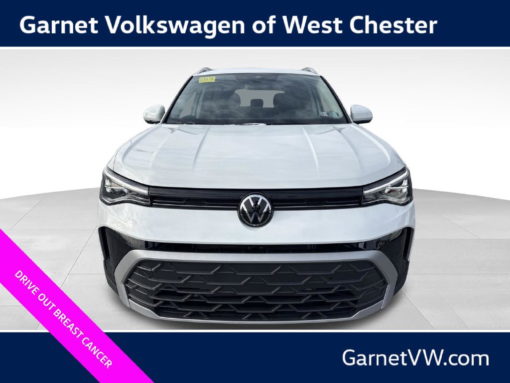 New 2026 Volkswagen Taos SE FWD image 9