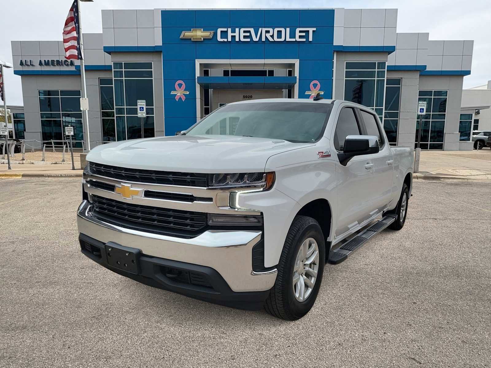 Used 2022 Chevrolet Silverado 1500 LT w/ Diesel Off-Road Package AWD/4WD image 1
