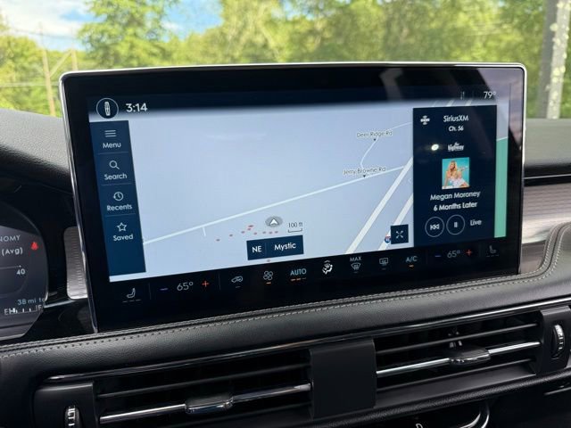 Used 2023 Lincoln Corsair AWD image 24