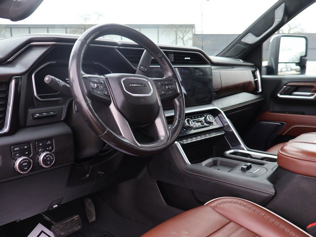 Used 2024 GMC Sierra 2500 Denali Ultimate w/ Max Trailering Package image 30