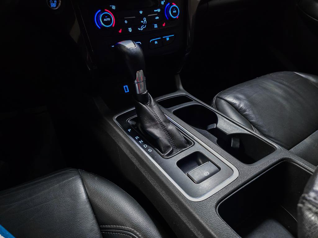 Used 2017 Ford Escape Titanium image 29