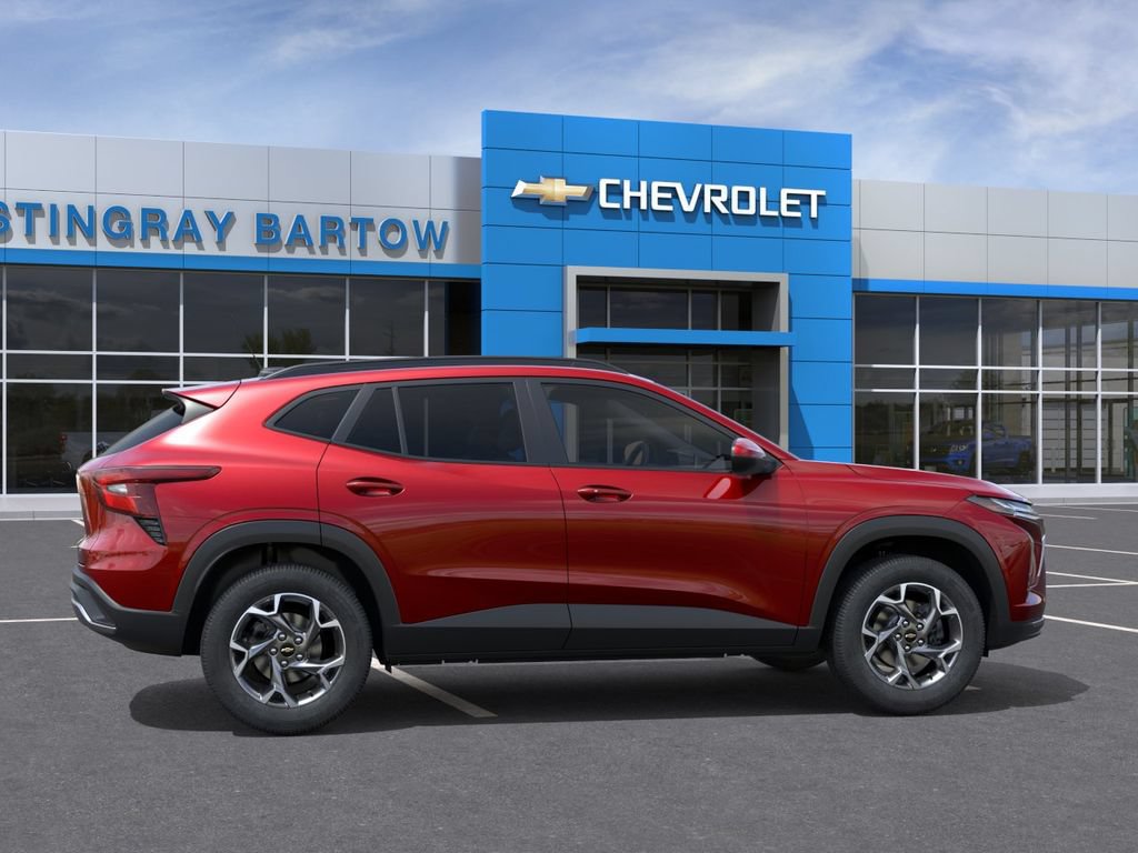New 2026 Chevrolet Trax LT w/ Driver Confidence Package FWD image 6