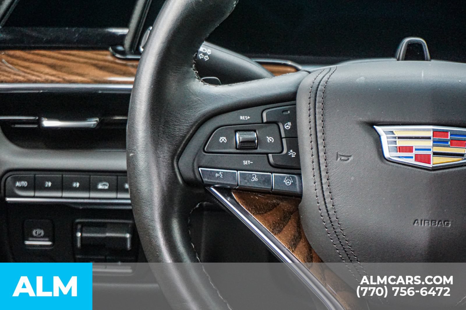 Used 2023 Cadillac Escalade Sport Platinum w/ LPO, ONYX Package AWD/4WD image 30