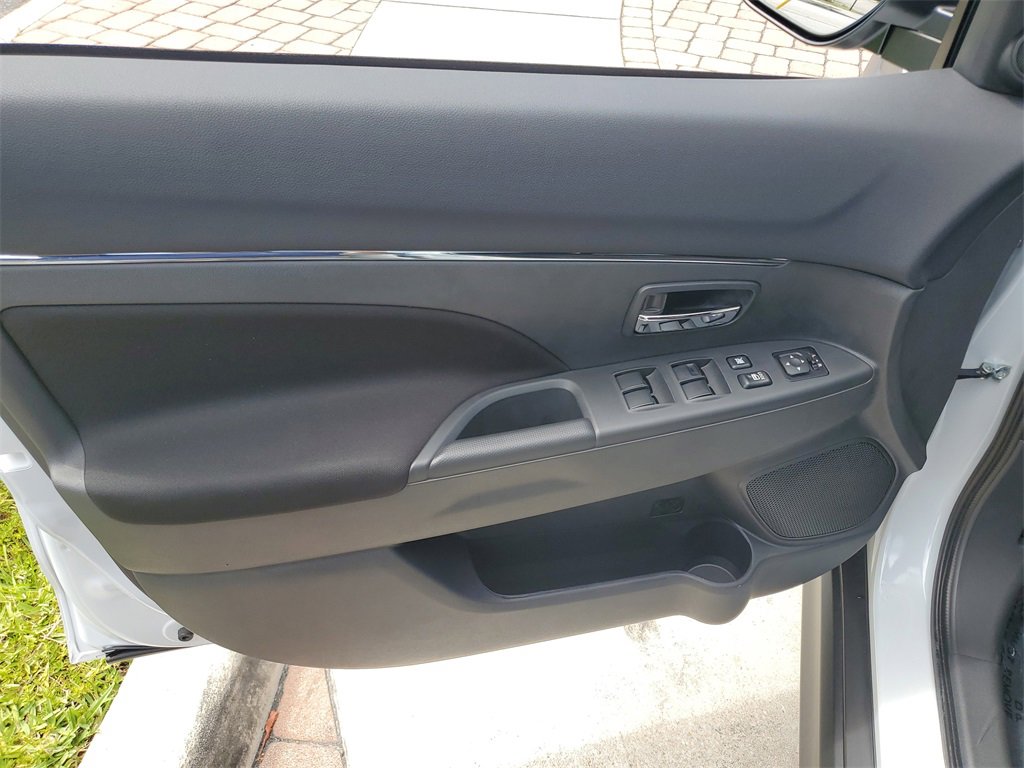 New 2025 Mitsubishi Outlander Sport AWD image 17