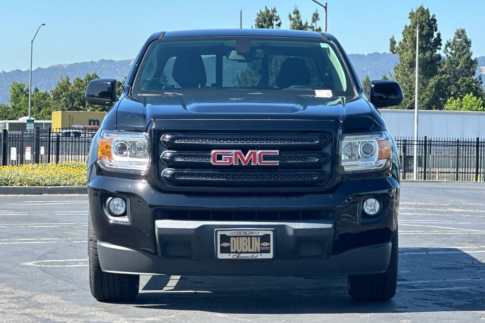 Used 2019 GMC Canyon SLE w/ Elevation Edition RWD image 9