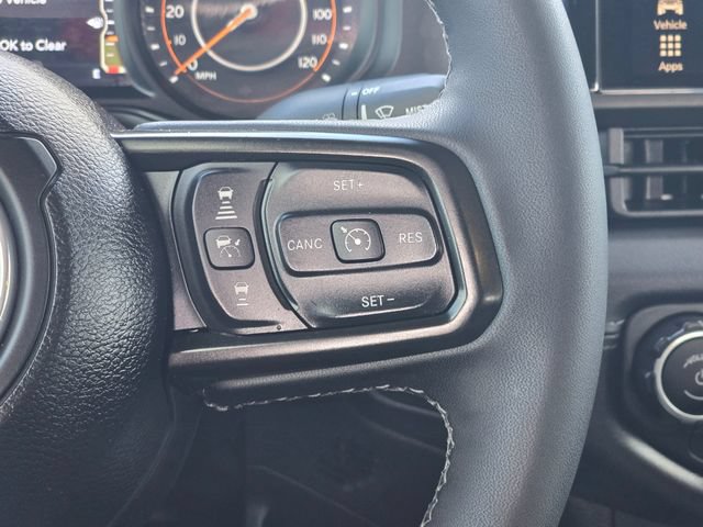 Used 2025 Jeep Gladiator Mojave AWD/4WD image 27