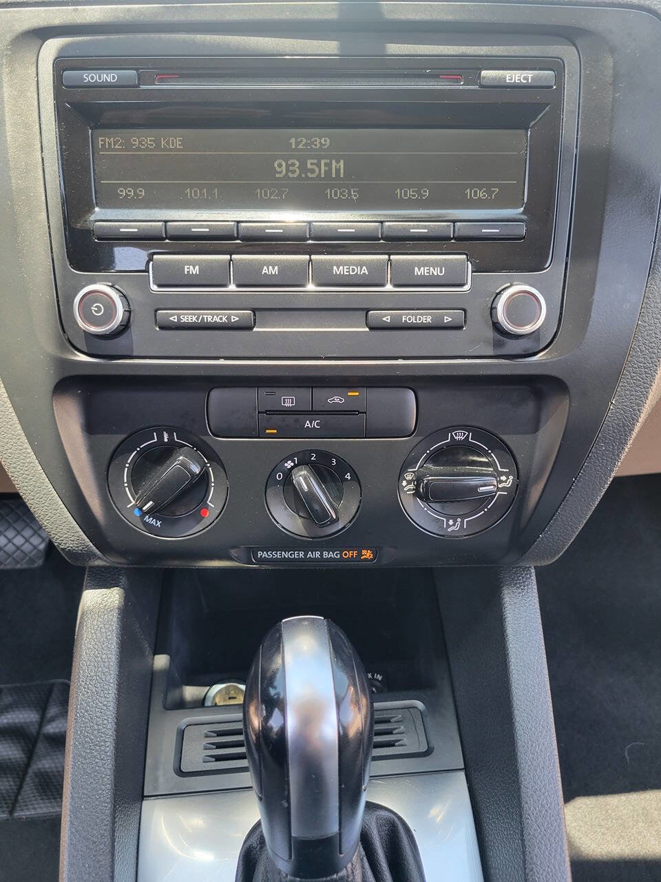 Used 2014 Volkswagen Jetta S FWD image 24