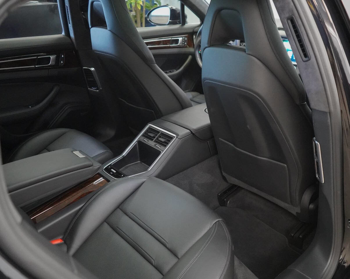 Used 2023 Porsche Panamera Turbo S image 79