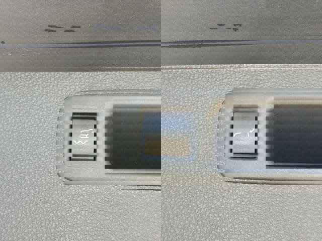 Used 2022 Toyota Highlander LE image 35