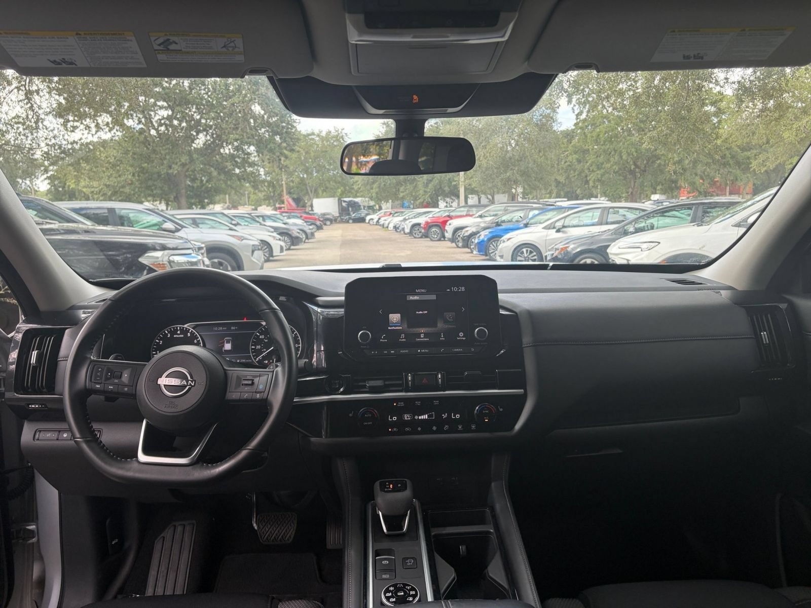 Used 2025 Nissan Pathfinder SV AWD/4WD image 34