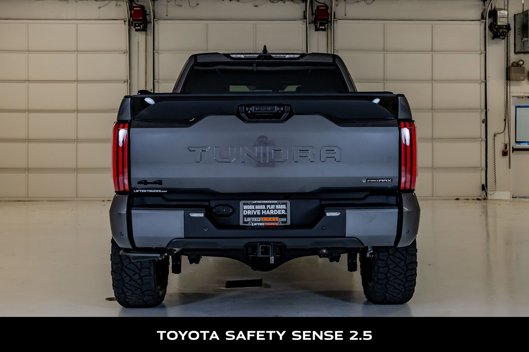 Used 2025 Toyota Tundra Platinum AWD/4WD image 8