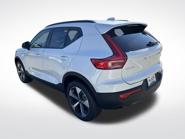 New 2026 Volvo XC40 B5 Plus w/ Climate Package image 7