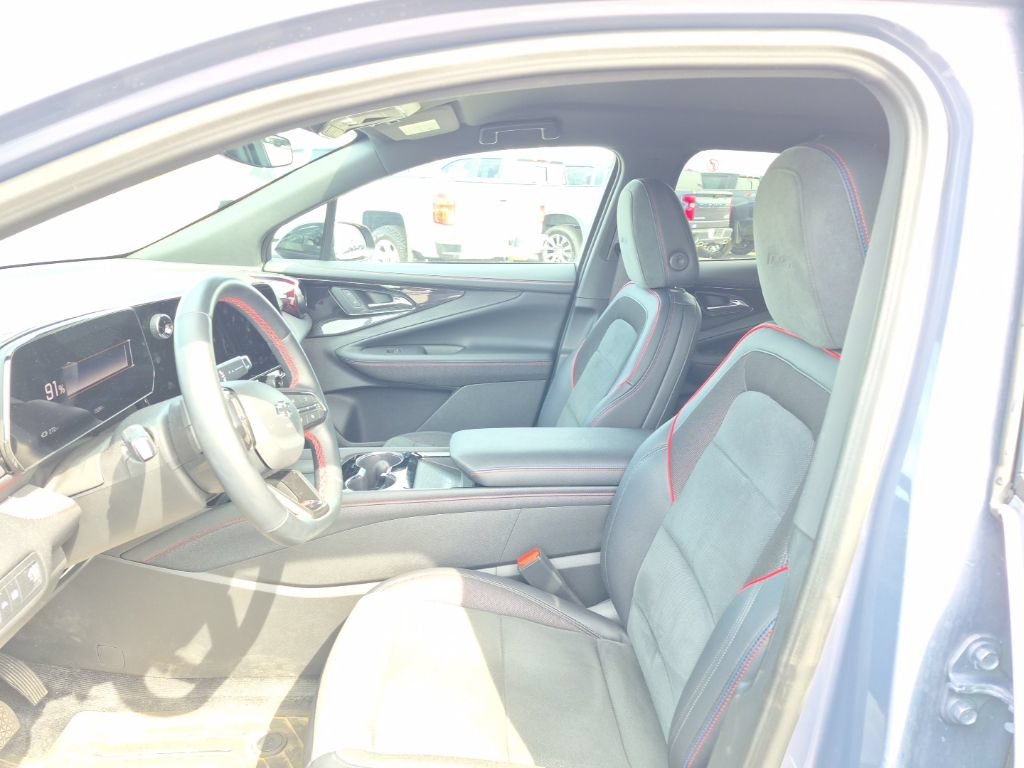 Used 2025 Chevrolet Blazer EV RS AWD/4WD image 10