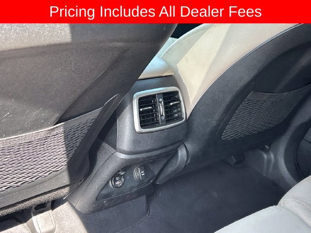 Used 2019 Kia Sorento FWD image 15