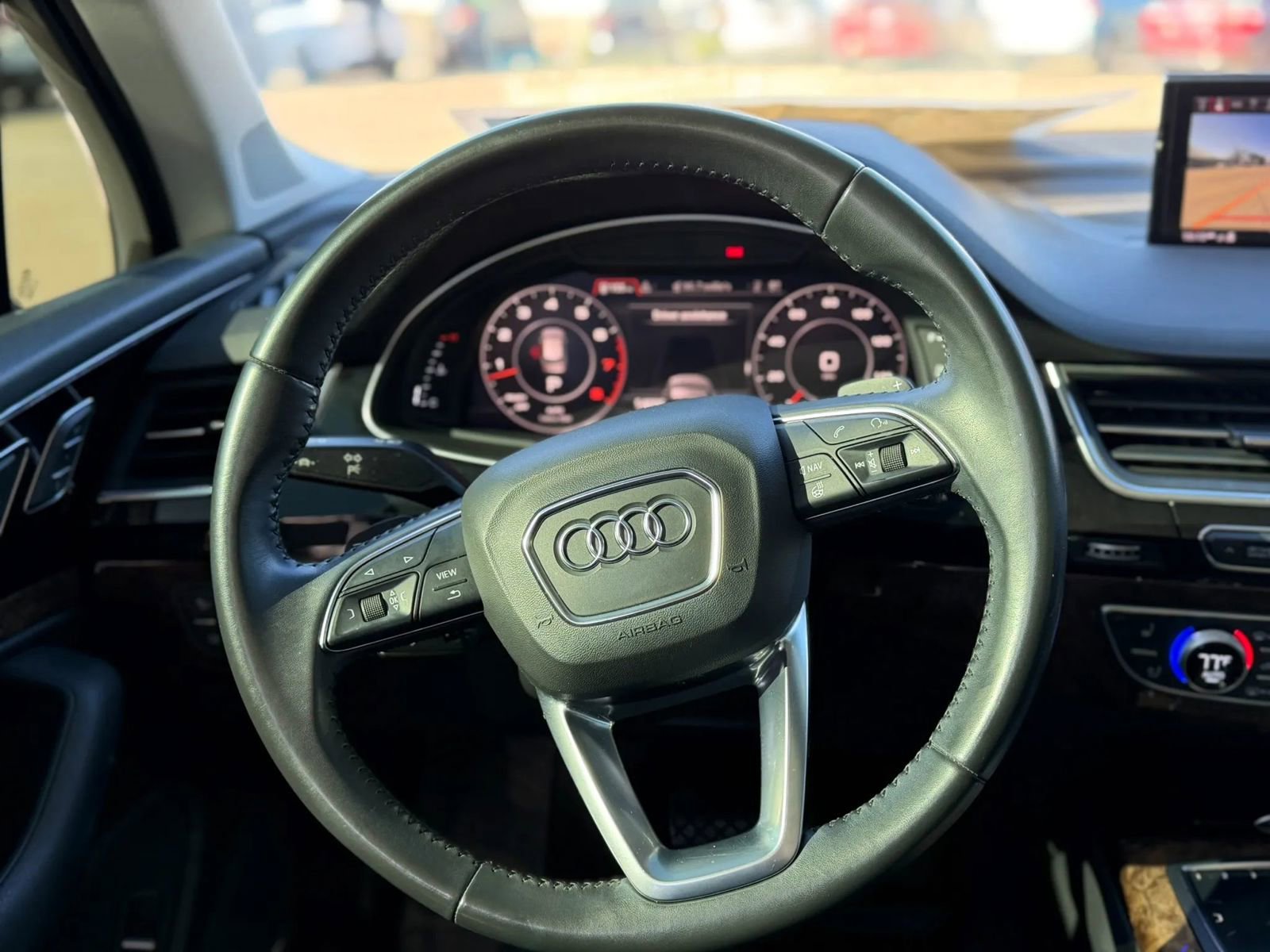 Used 2018 Audi Q7 3.0T Prestige w/ Prestige Package AWD/4WD image 10