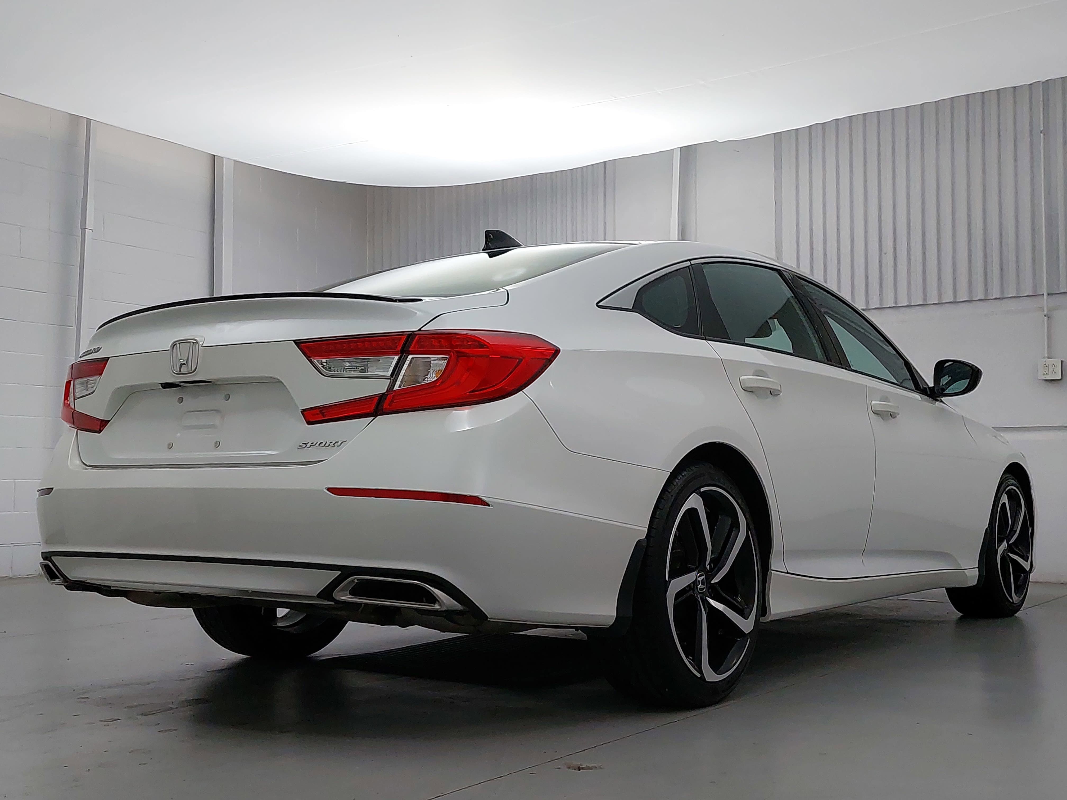 Used 2022 Honda Accord Sport image 7