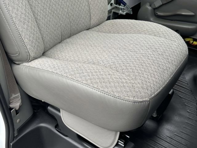 New 2025 Chevrolet Express 4500 Extended w/ Power Convenience Package image 17