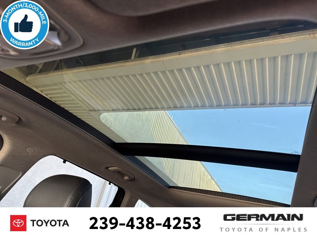 Used 2019 Hyundai Santa Fe FWD image 14