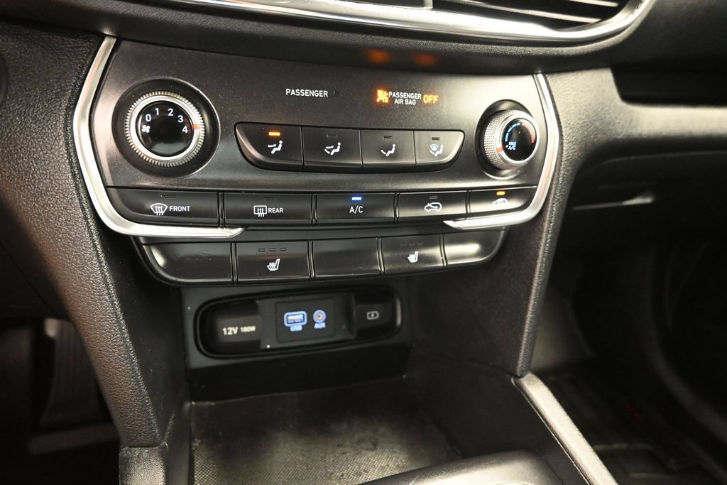 Used 2019 Hyundai Santa Fe SEL FWD image 19