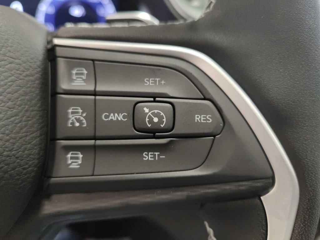 New 2025 Jeep Grand Cherokee L Altitude image 27