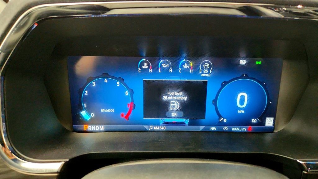 Used 2025 Ford F150 Lariat AWD/4WD image 14