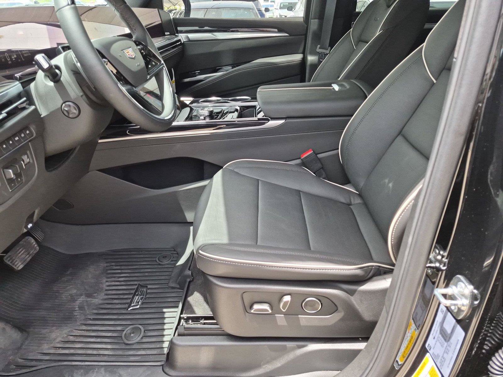 New 2026 Cadillac Escalade Sport w/ Touring Package AWD/4WD image 10