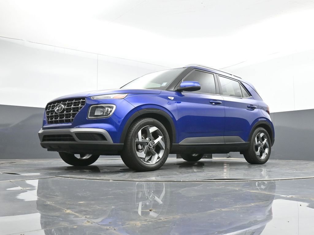Used 2022 Hyundai Venue SEL w/ Cargo Package image 40
