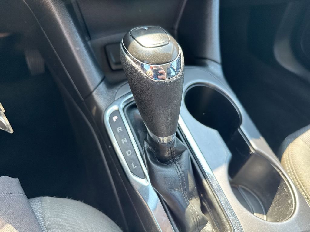 Used 2018 Chevrolet Cruze LT FWD image 17