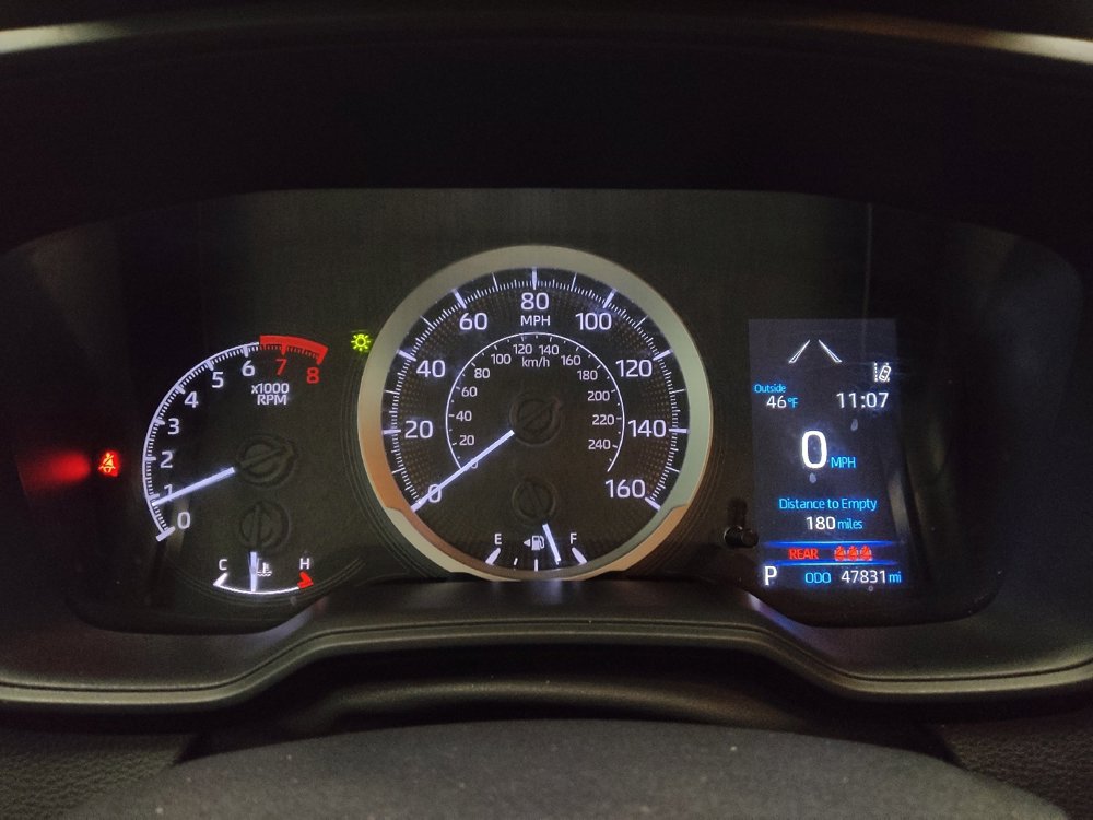 Used 2022 Toyota Corolla LE image 23