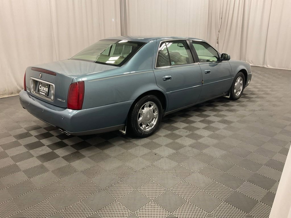 Used 2000 Cadillac De Ville w/ Comfort/Convenience Pkg image 3