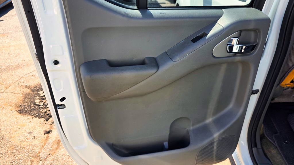 Used 2016 Nissan Frontier SV w/ SV Value Truck Package image 14