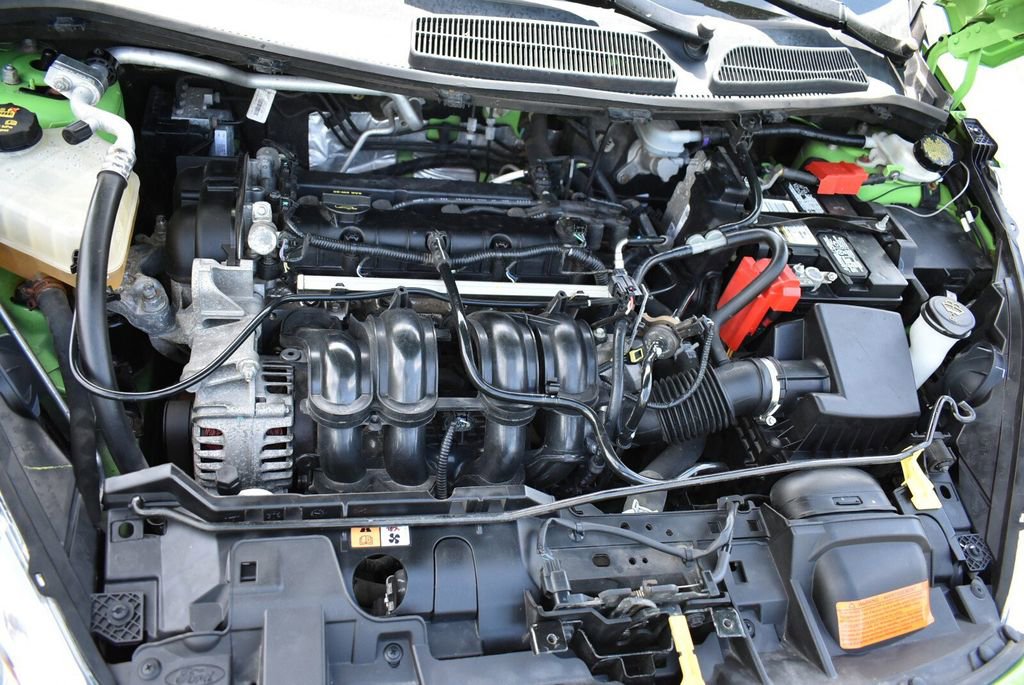 Used 2015 Ford Fiesta Titanium FWD image 30
