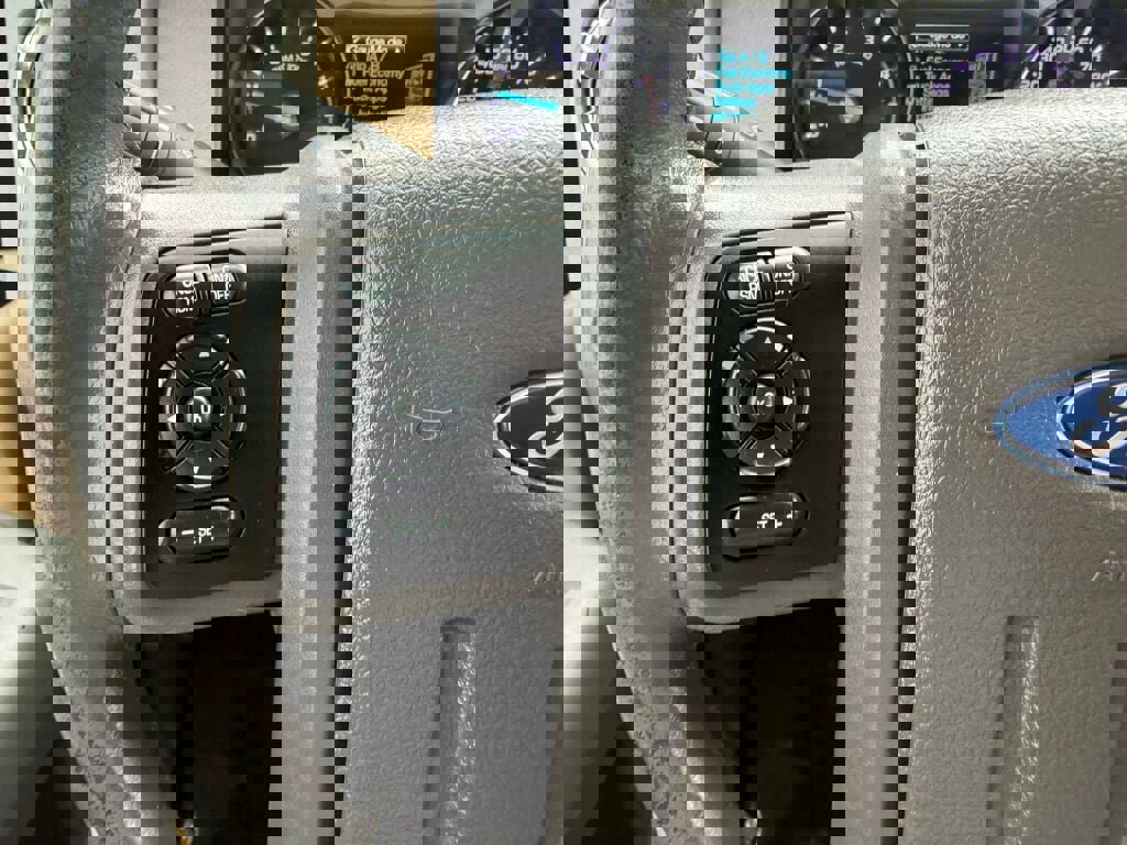 Used 2016 Ford F350 Lariat w/ Chrome Package image 14