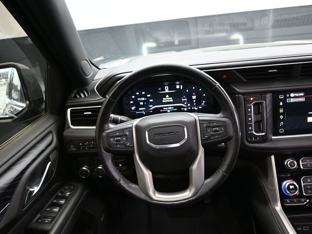 Used 2022 GMC Yukon Denali w/ Denali Premium Package image 31