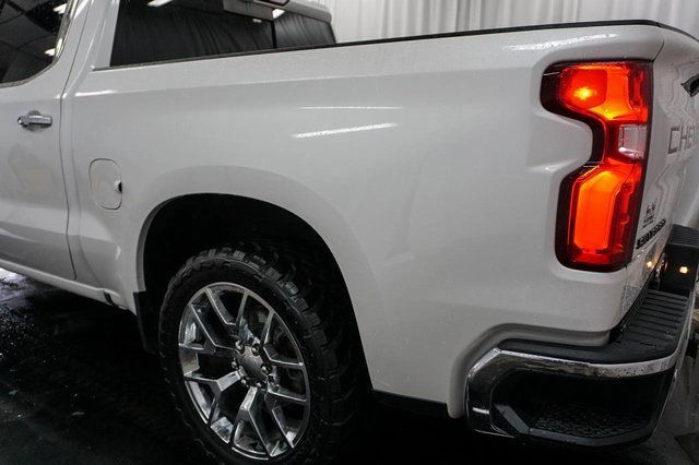 Used 2022 Chevrolet Silverado 1500 LTZ w/ LTZ Premium Package image 18
