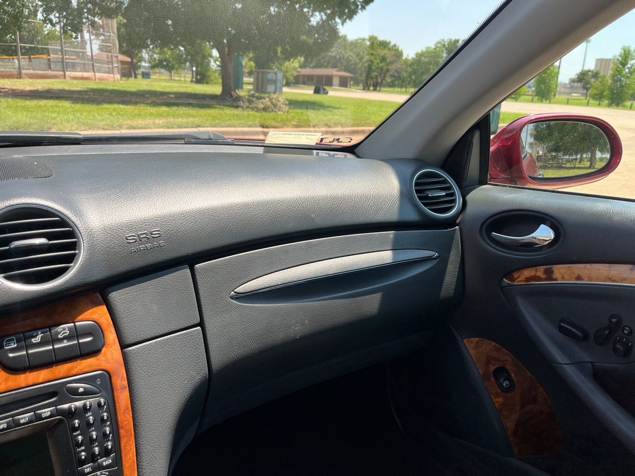 Used 2004 Mercedes-Benz CLK 320 Cabriolet image 24